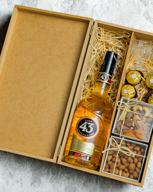 Presente “Grandh’A Celebra Ela” LICOR 43
