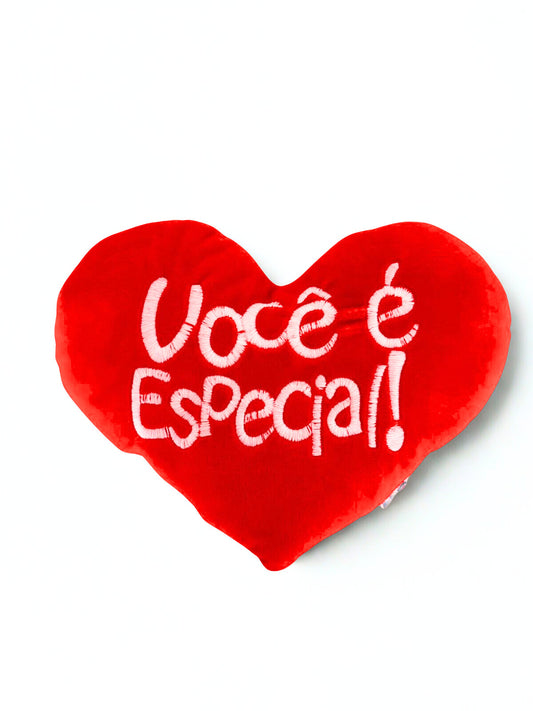 Almofada Coração de Pelúcia 17cm